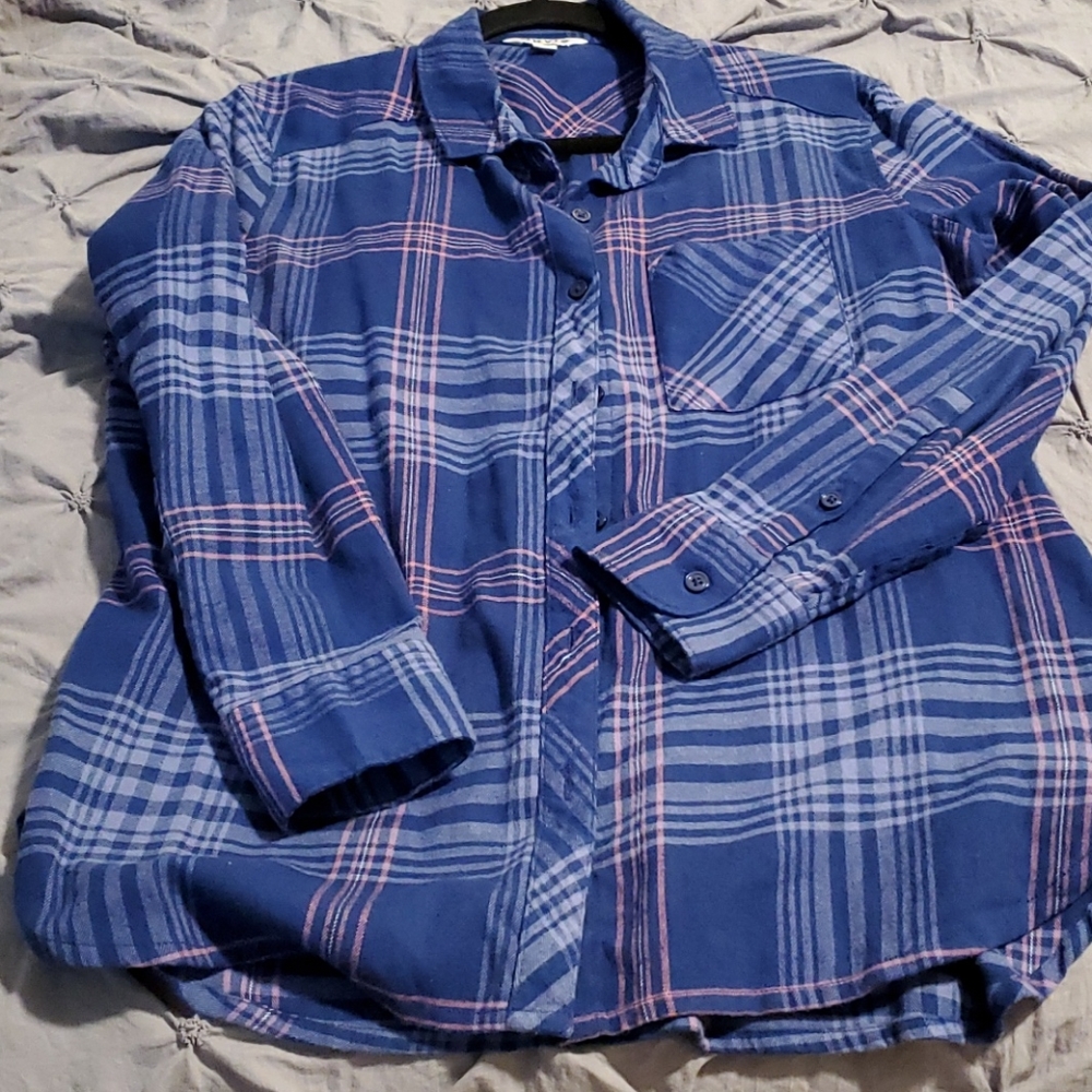 Long sleeve button down shirt